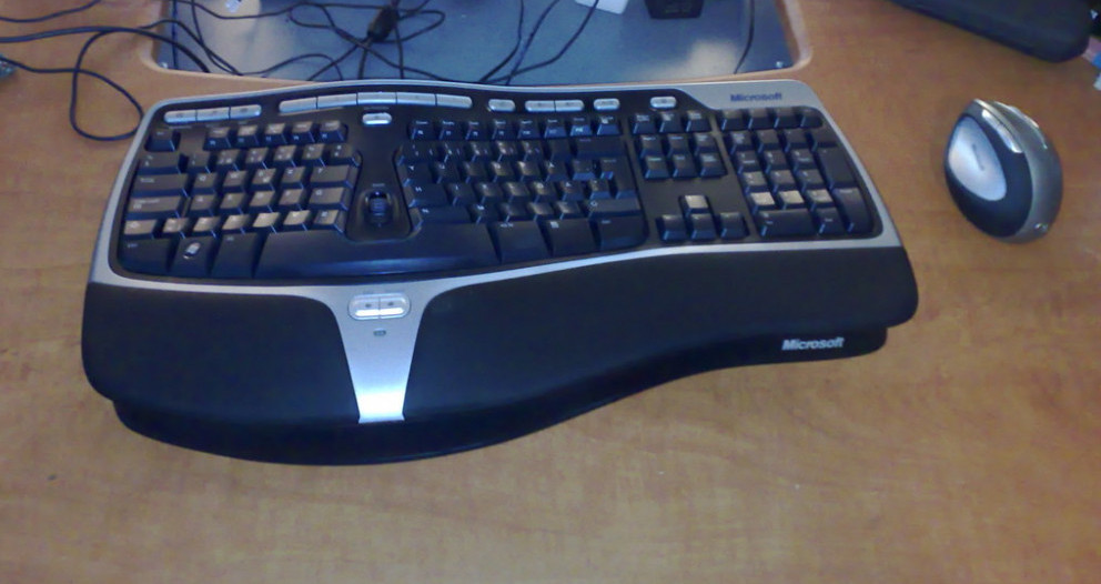 Benefits of ergonomic mouse - Microsoft keyboard and mouse